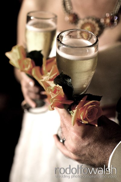 meson panza verde wedding photographer-champagne cups